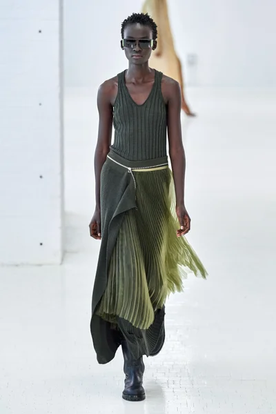 Look 20